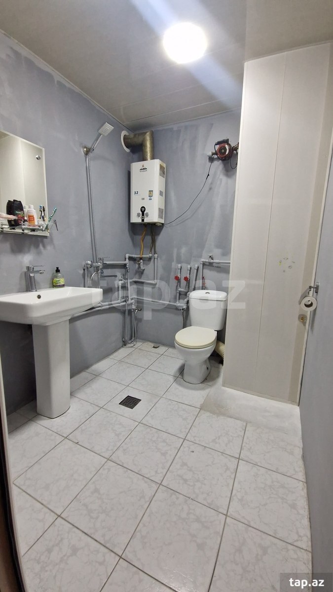 2-otaqlı mənzil kirayə verilir, Yeni Günəşli qəs., 50 m²