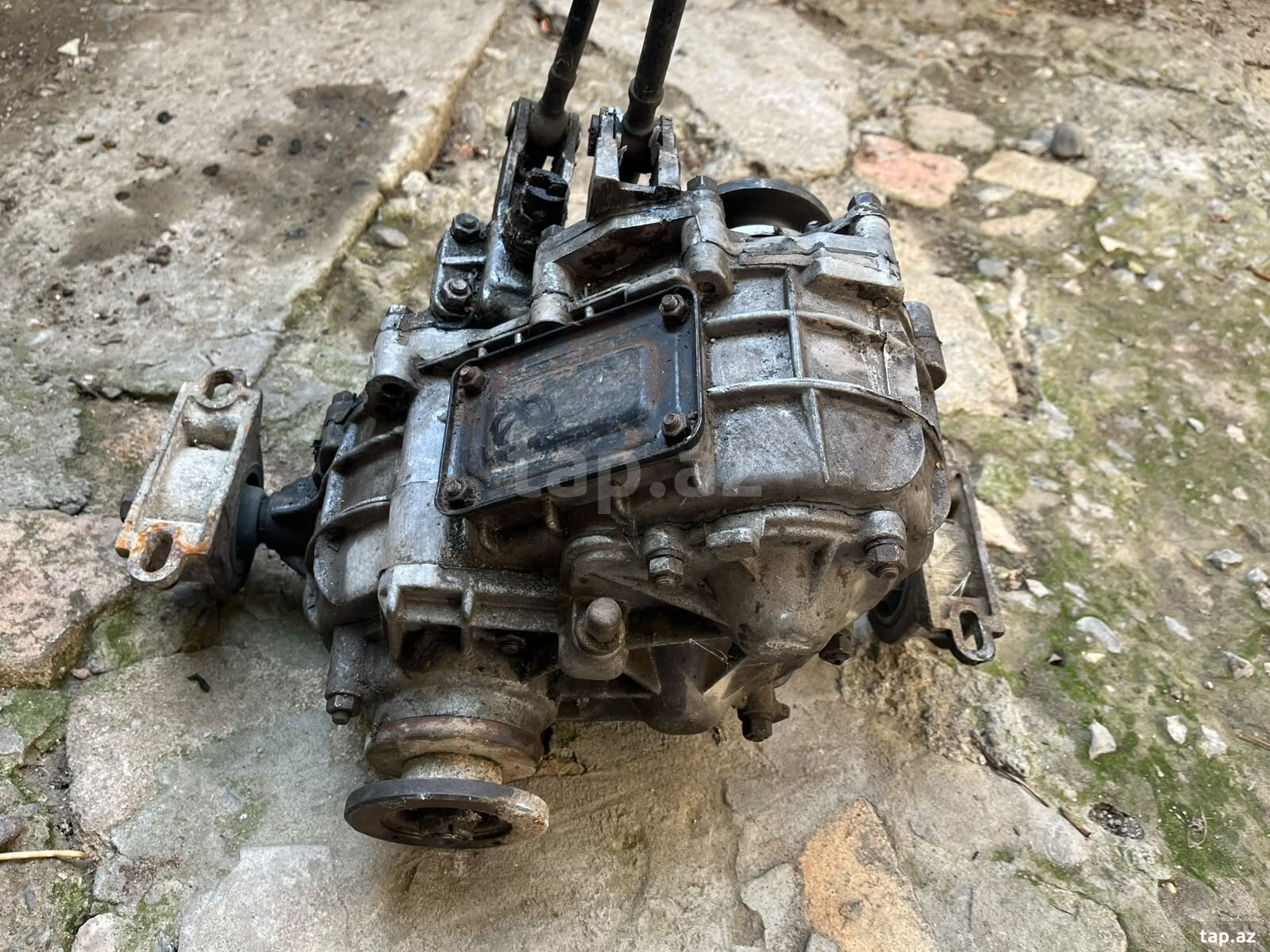 LADA (VAZ) Paylayıcı qutunun mühərriki