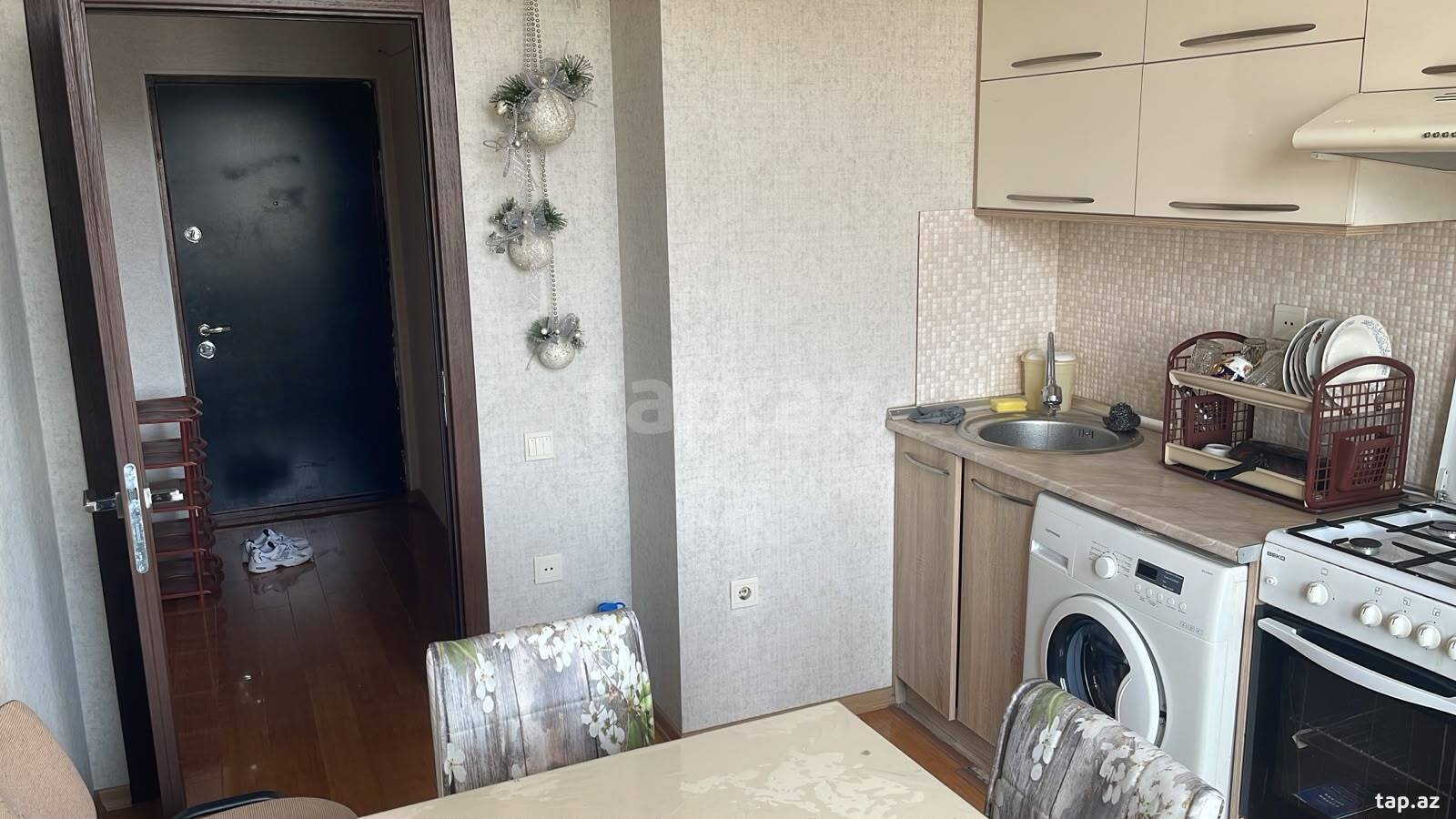 1-otaqlı yeni tikili kirayə verilir, Avtovağzal m., 50 m²