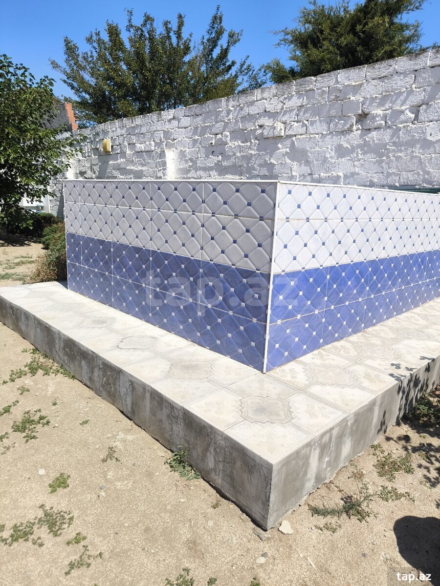 Bağ evi, Novxanı qəs.