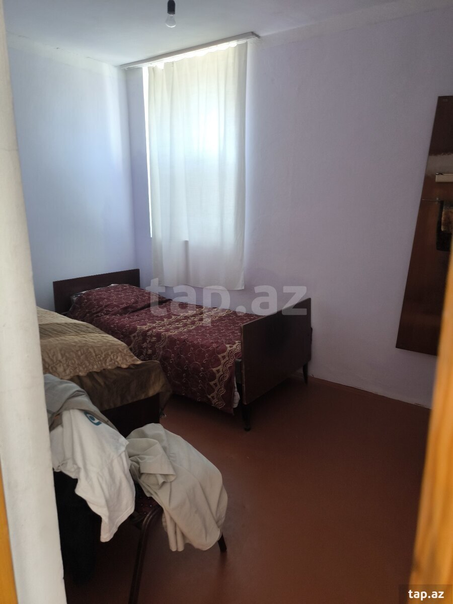 Bağ evi, Novxanı qəs.