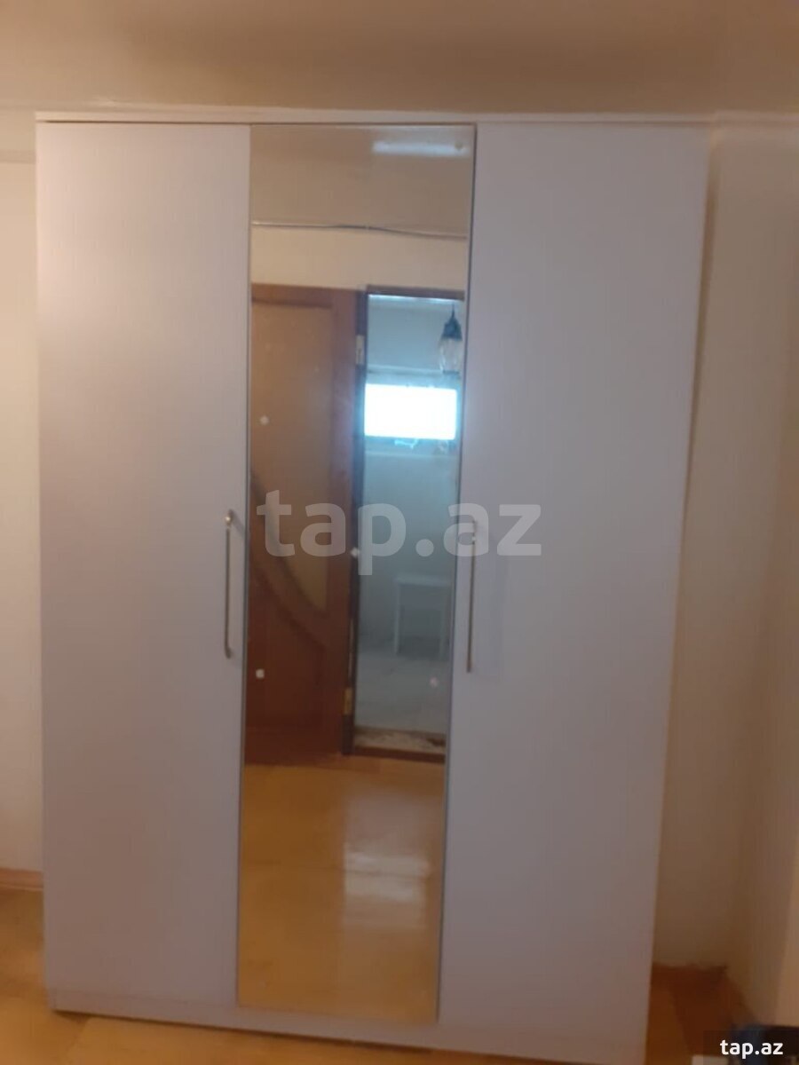 Həyət evi kirayə verilir, 8 Noyabr pr.