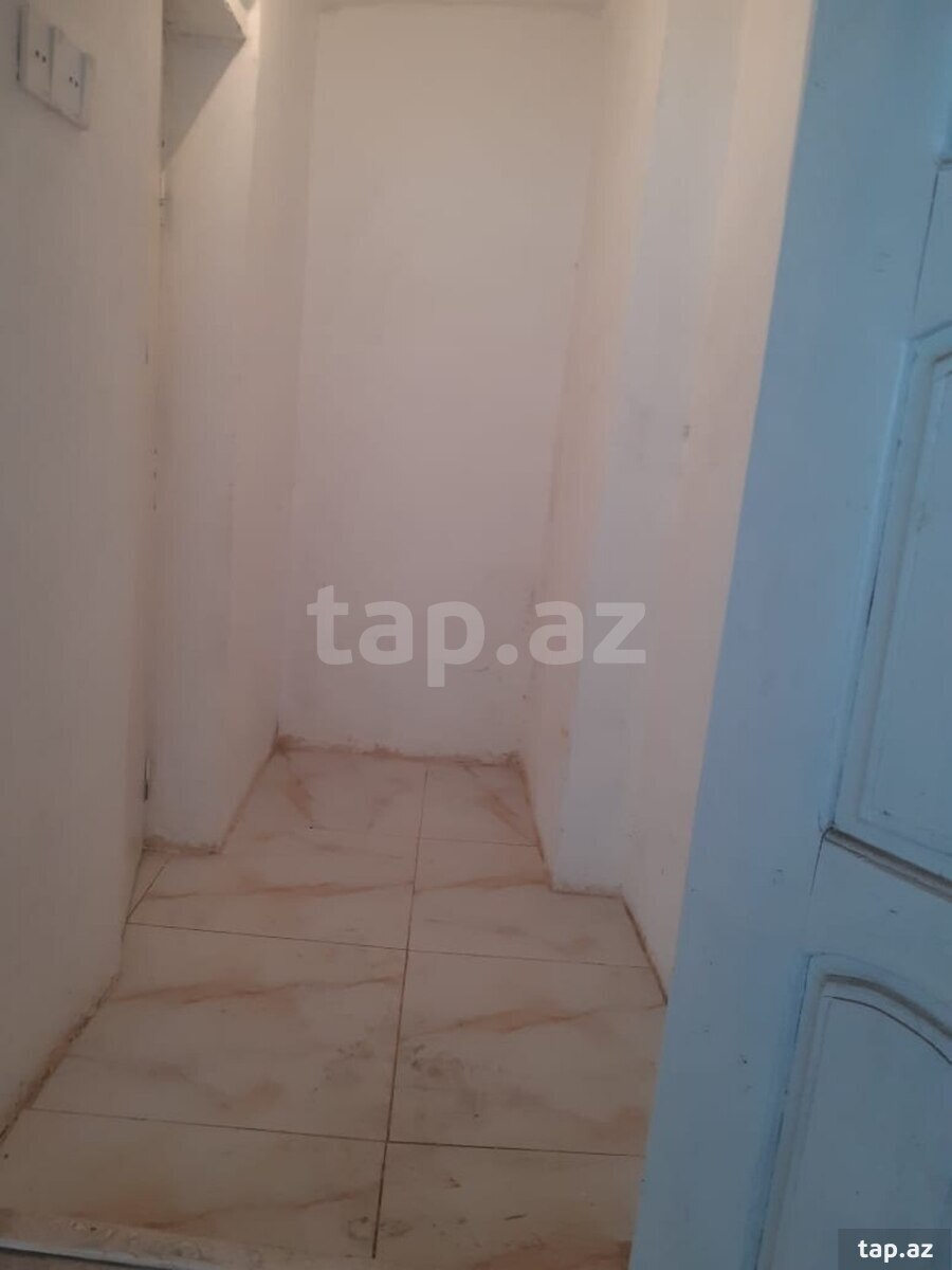 Həyət evi kirayə verilir, 8 Noyabr pr.