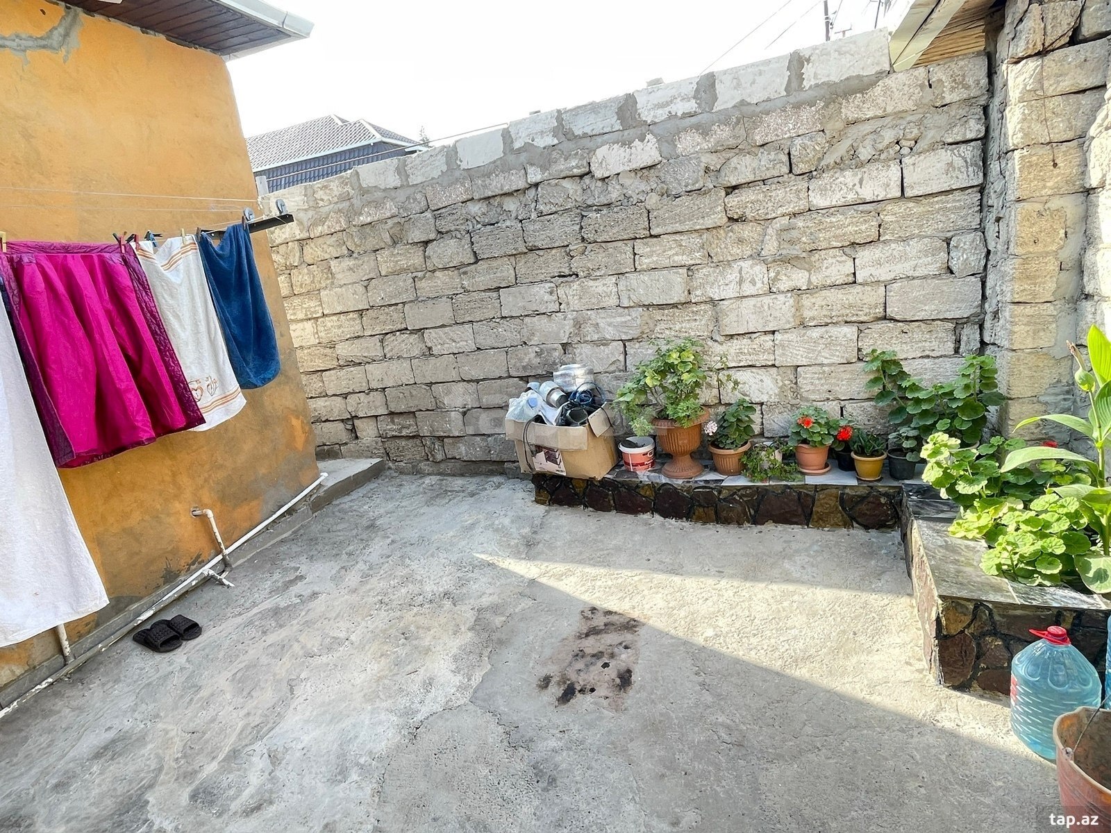 Həyət evi, Şüvəlan qəs.