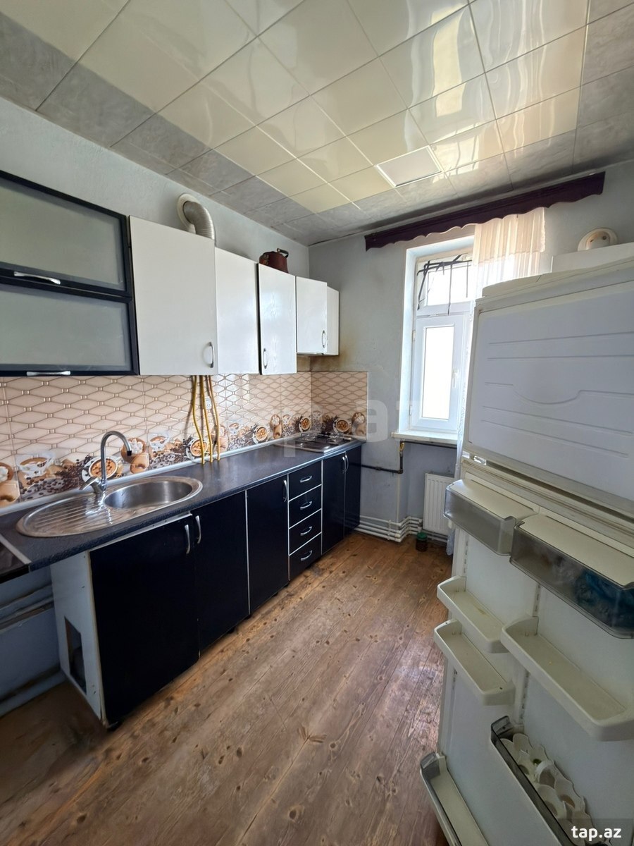 3-otaqlı yeni tikili kirayə verilir, Şəki ş., 68 m²