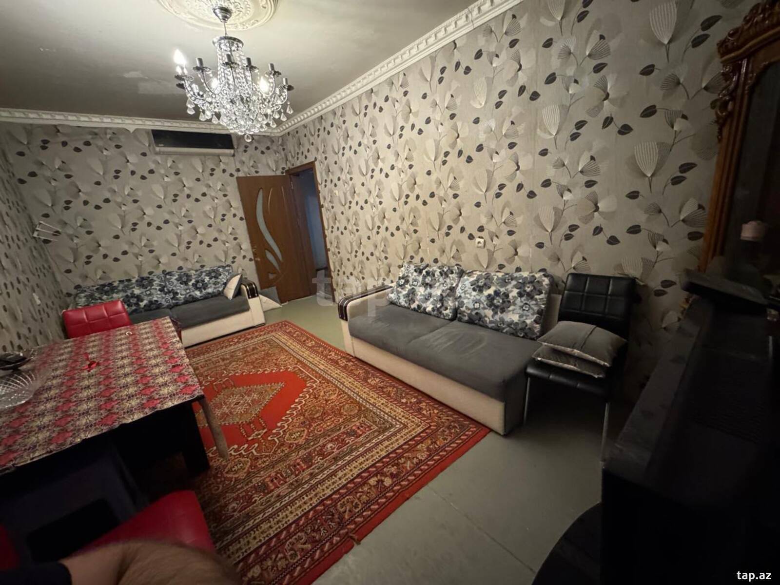 Həyət evi kirayə verilir, Azadlıq m.