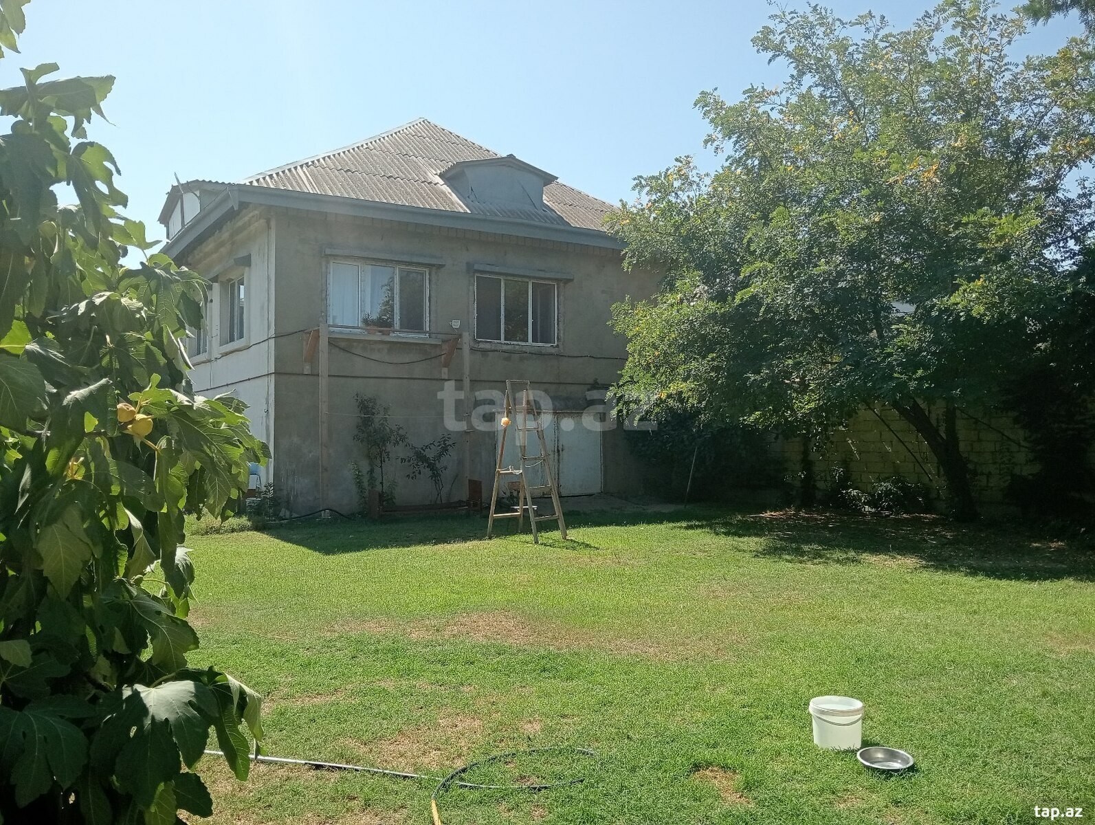 Bağ evi, Novxanı qəs.