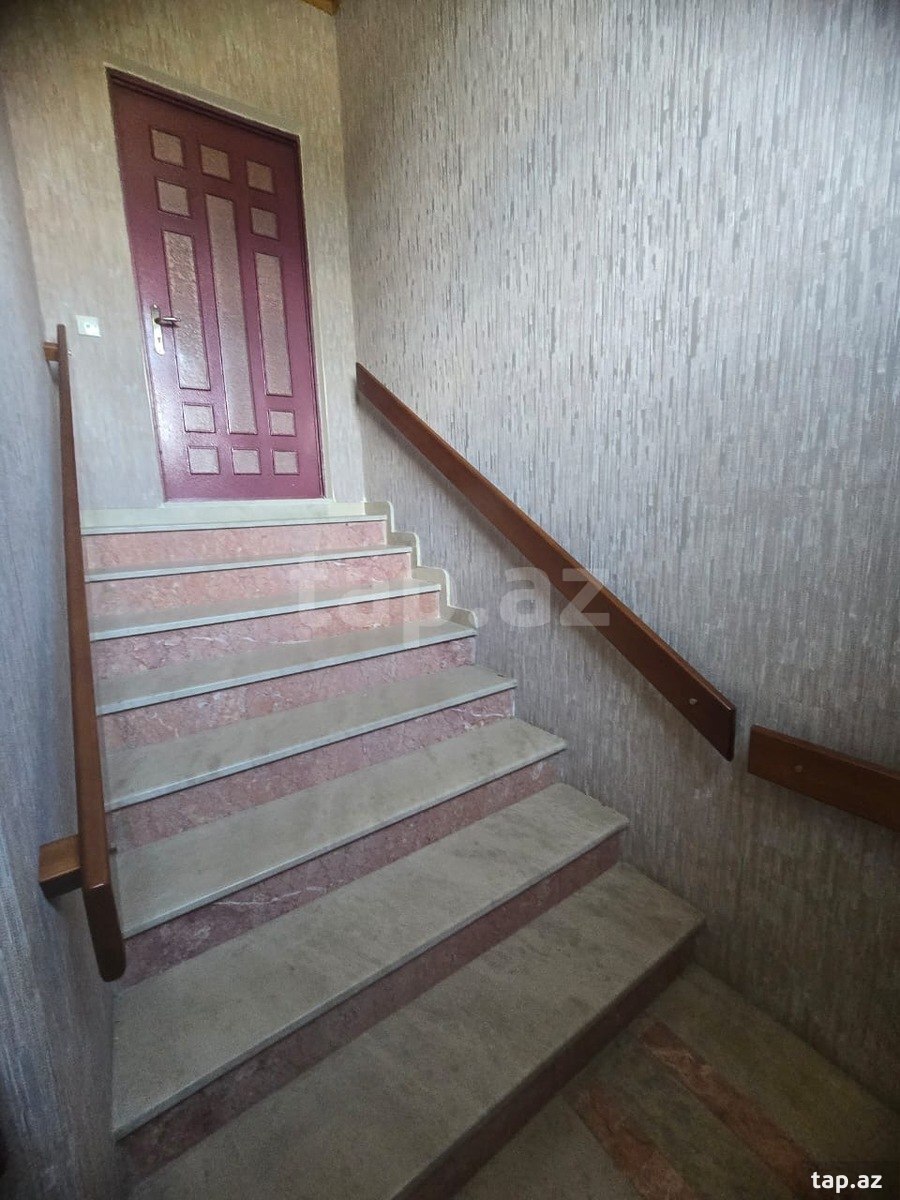 Bağ evi, Novxanı qəs.