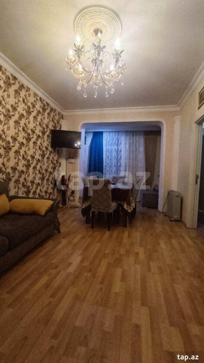3-otaqlı mənzil kirayə verilir, Azadlıq m., 90 m²
