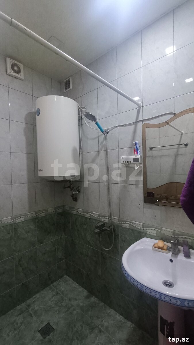 3-otaqlı mənzil kirayə verilir, Azadlıq m., 90 m²