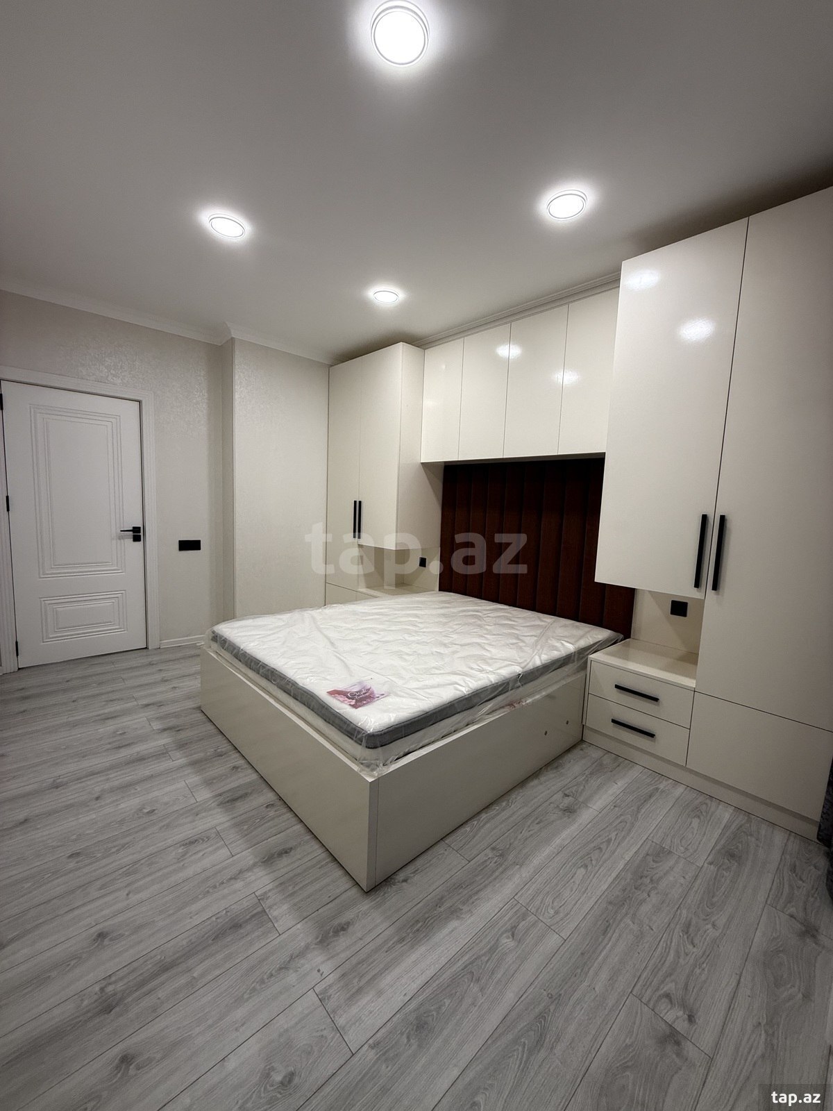 3-otaqlı yeni tikili kirayə verilir, Xırdalan ş., 64 m²