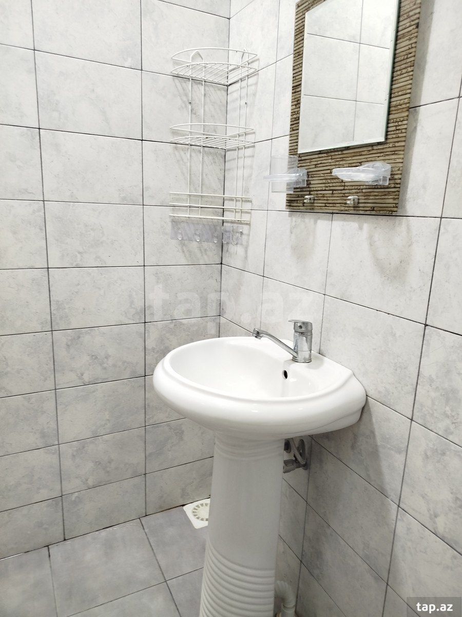 2-otaqlı mənzil kirayə verilir, Gəncə ş., 41 m²