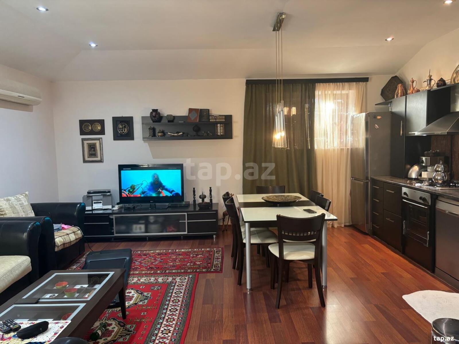 4-otaqlı mənzil, İnşaatçılar pr., 110 m²