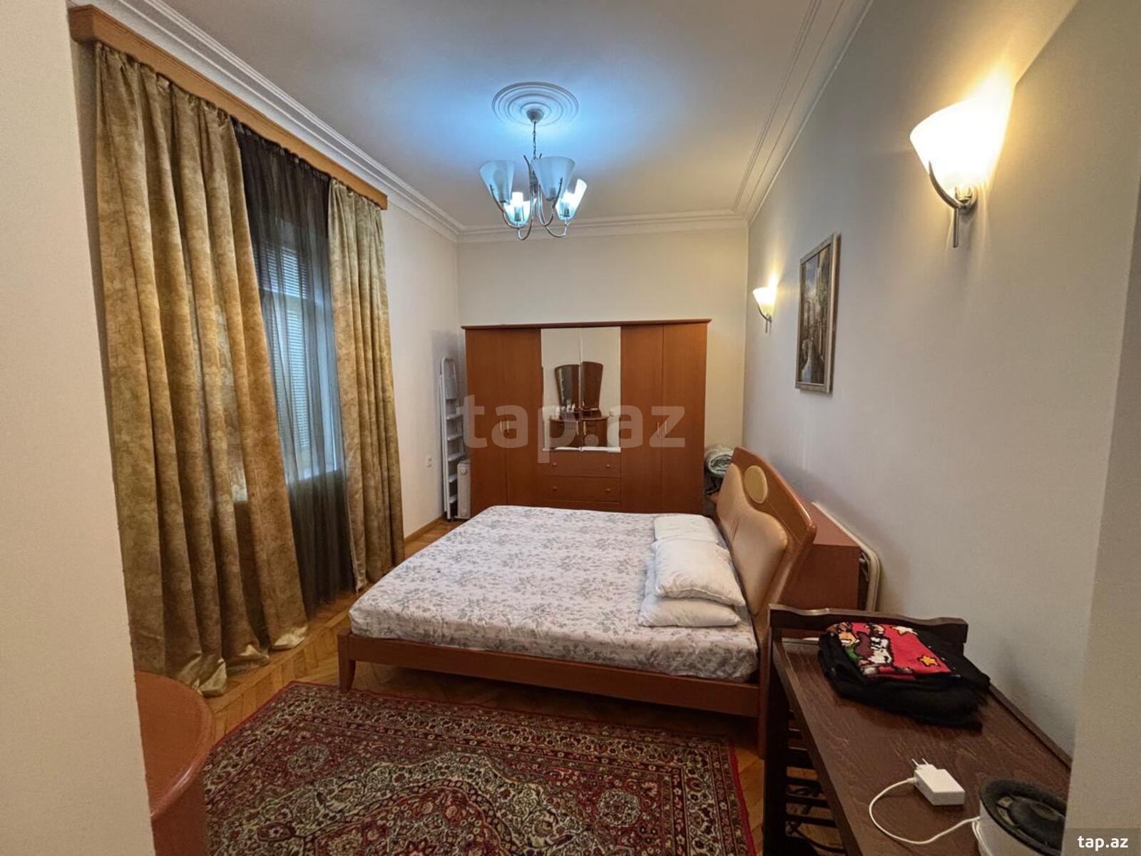4-otaqlı mənzil, İnşaatçılar pr., 110 m²