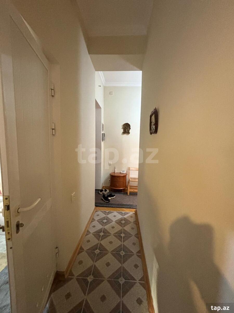 4-otaqlı mənzil, İnşaatçılar pr., 110 m²