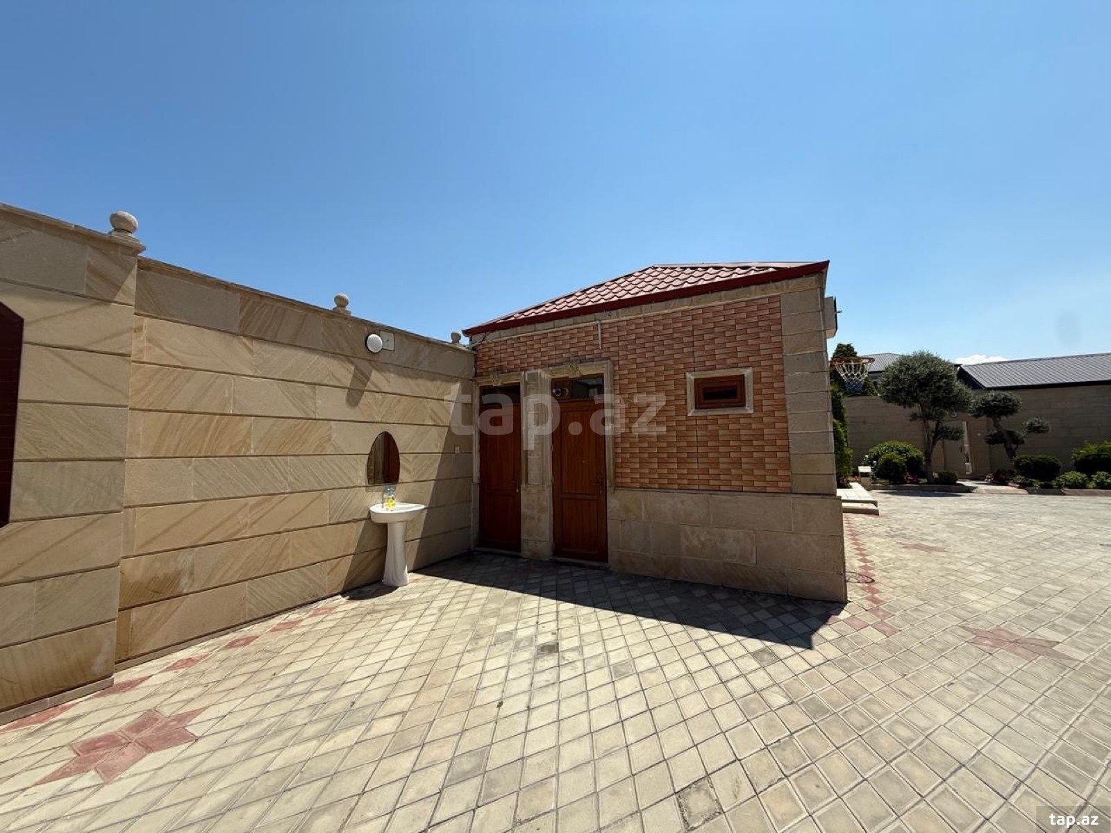 Bağ evi kirayə verilir, Novxanı qəs.