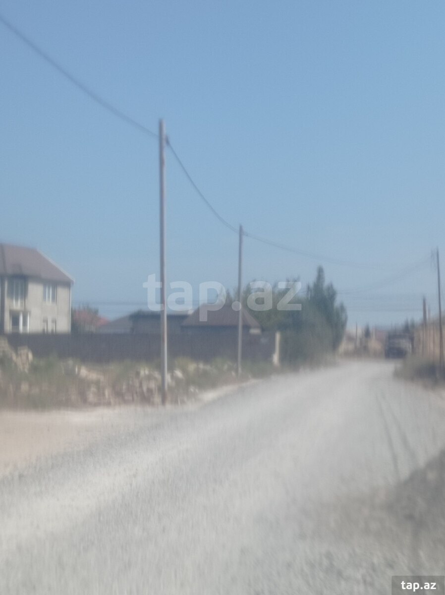Torpaq satılır, Bakı