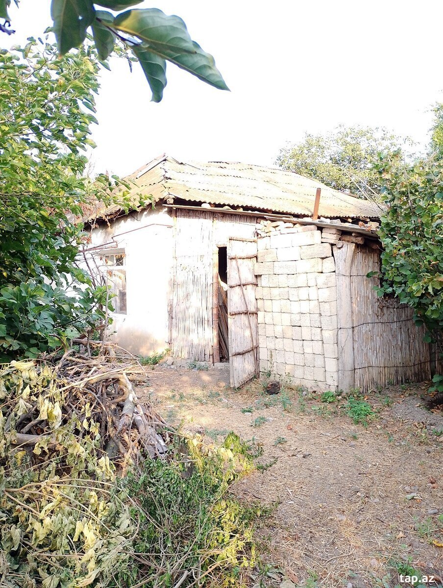 36 sot torpaq sahəsi, Bərdə ş.