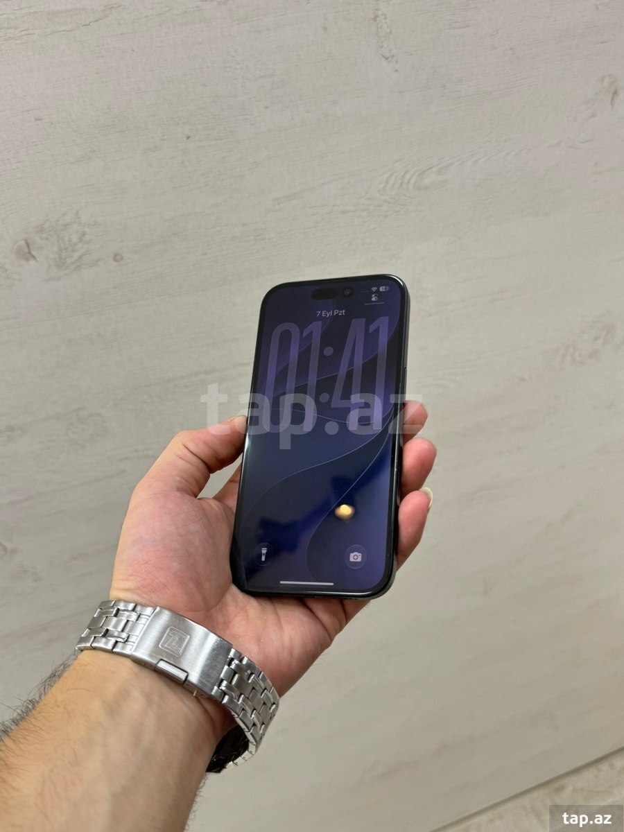 Apple iPhone 16 Black 128GB/8GB
