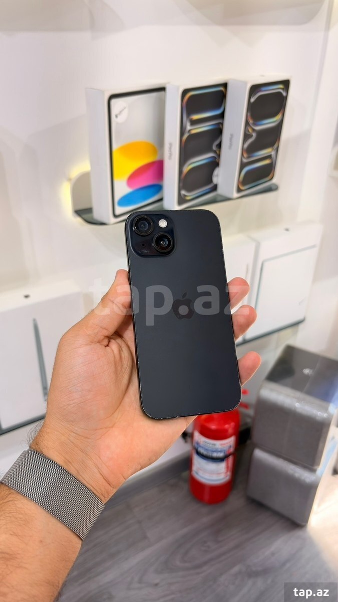Apple iPhone 15 Black 128GB/6GB