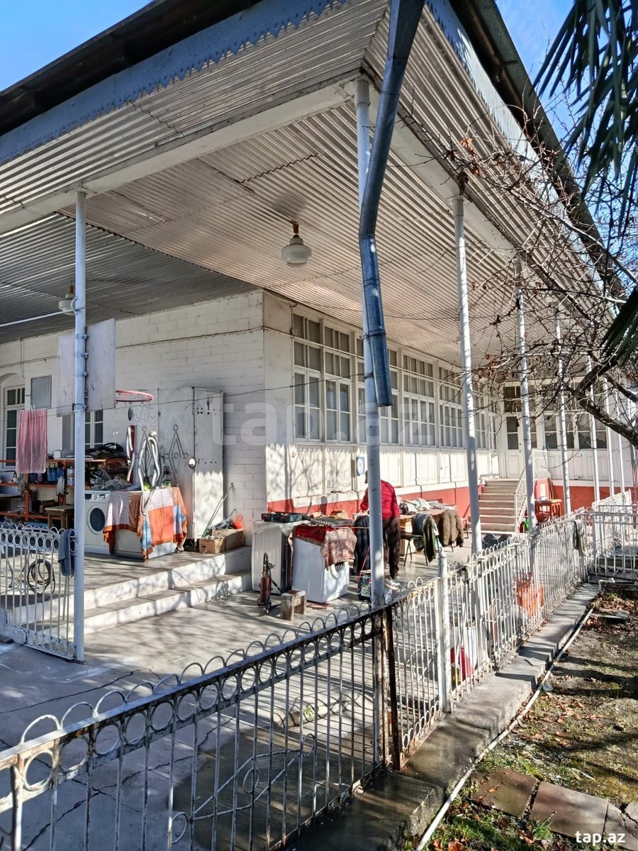 Həyət evi, Şəki ş.
