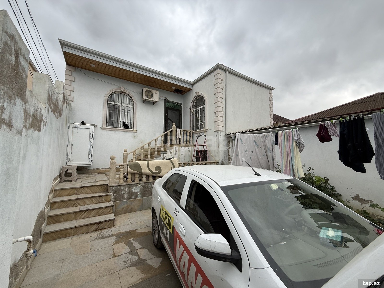 Həyət evi, Binəqədi qəs.
