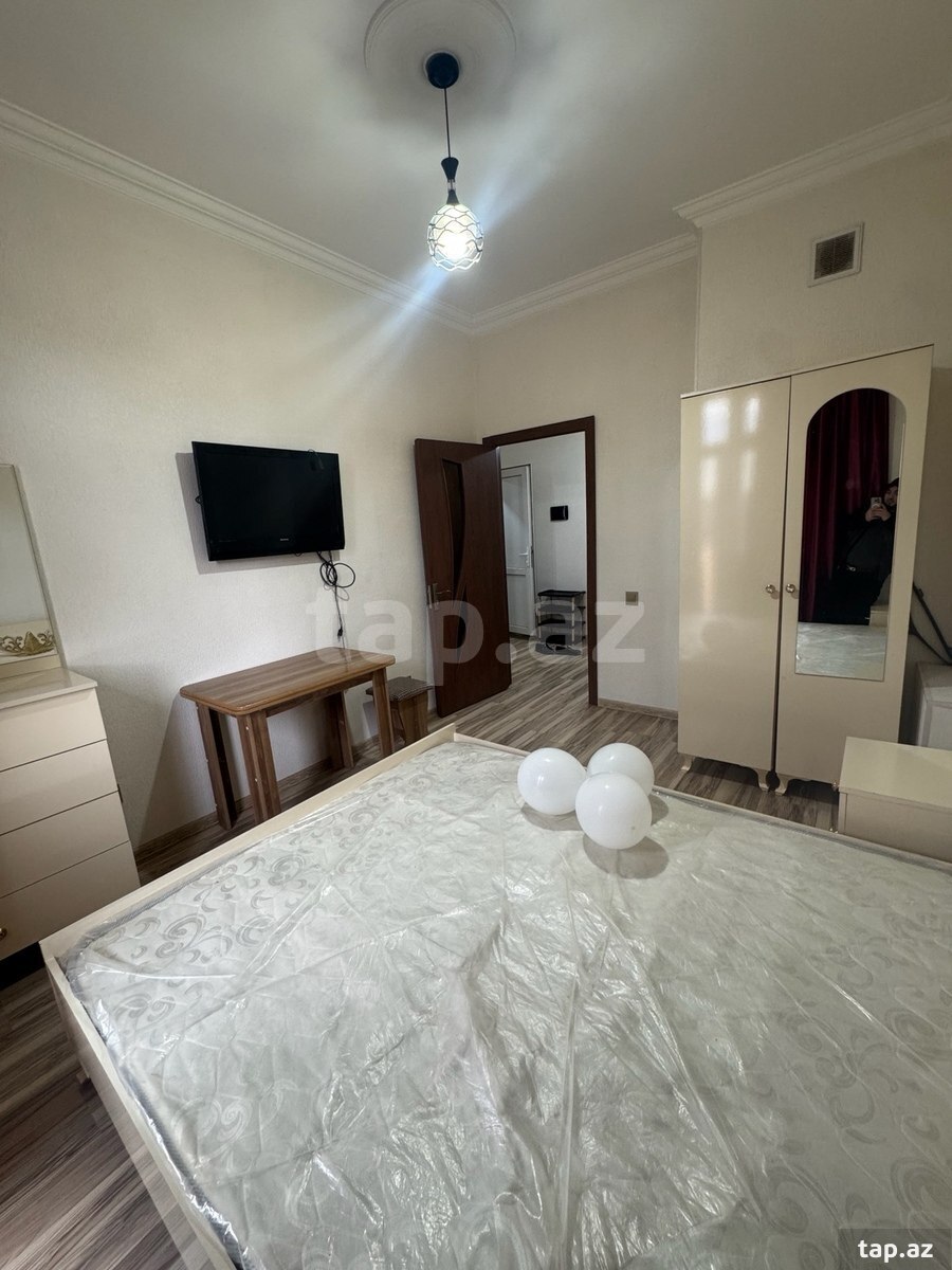 2-otaqlı mənzil kirayə verilir, Gəncə ş., 42 m²