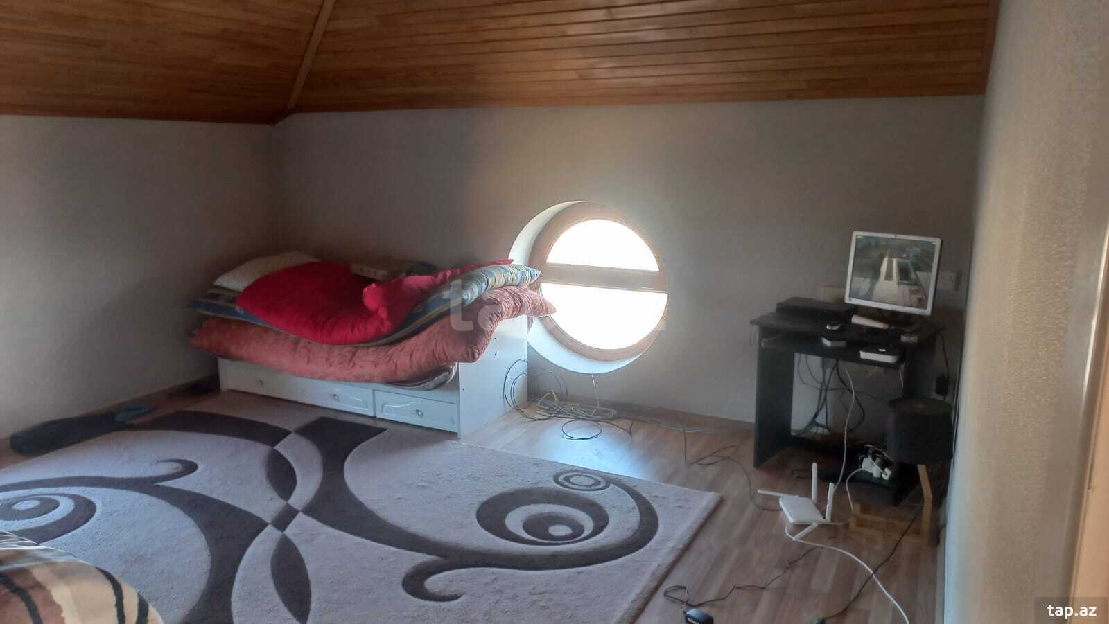 Həyət evi, Novxanı qəs.