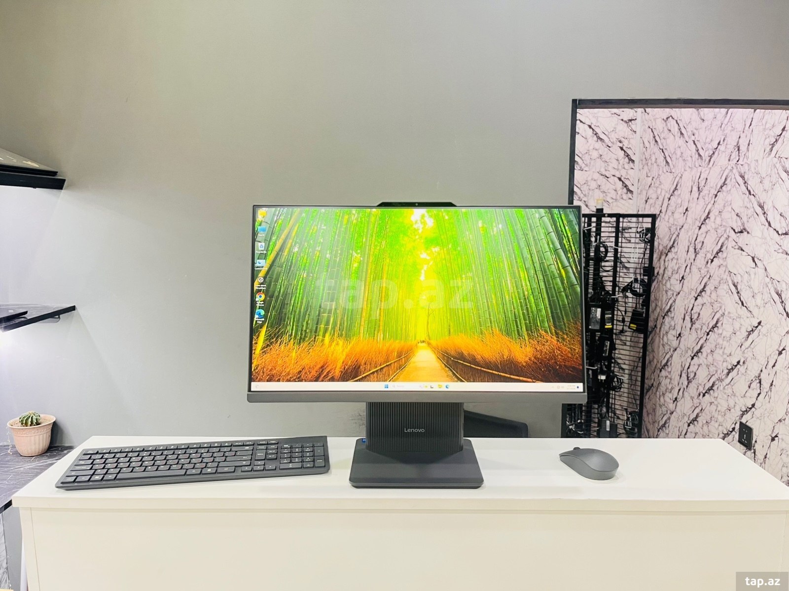Lenovo İdeaCentre AIO 24IRH9