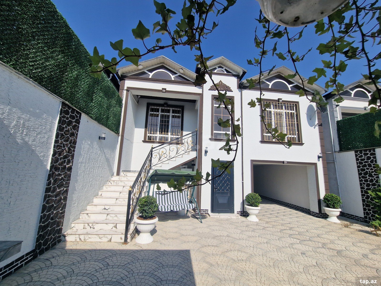 Həyət evi, Savalan qəs.