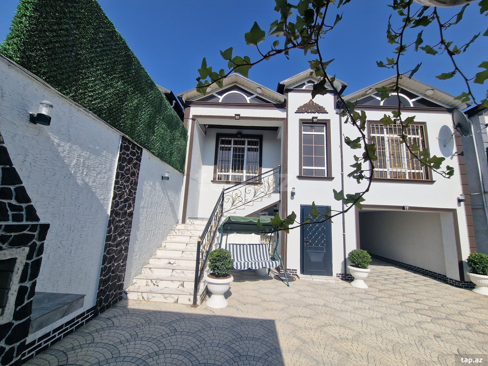 Həyət evi, Savalan qəs.