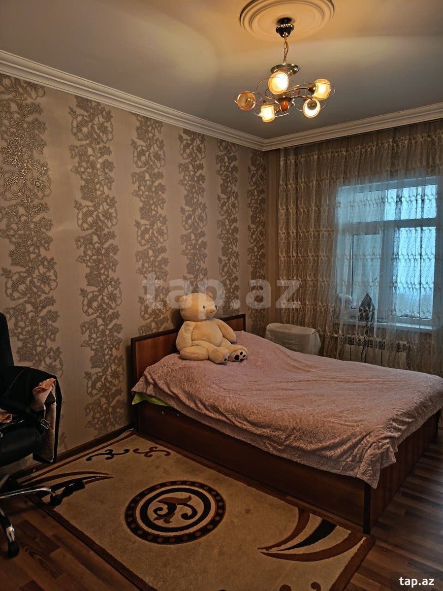 3-otaqlı mənzil, Neftçilər m., 100 m²
