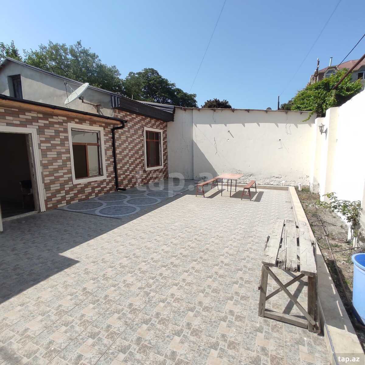 Həyət evi, Yəhya Hüseynov küç. 44