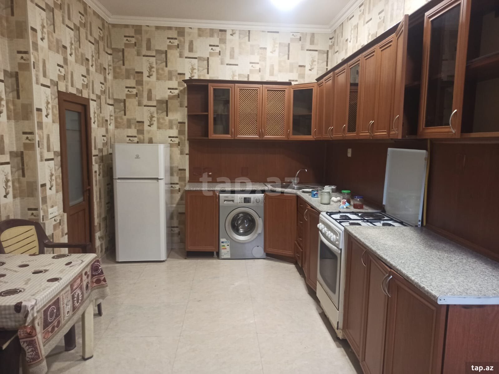 Həyət evi kirayə verilir, Biləcəri qəs.
