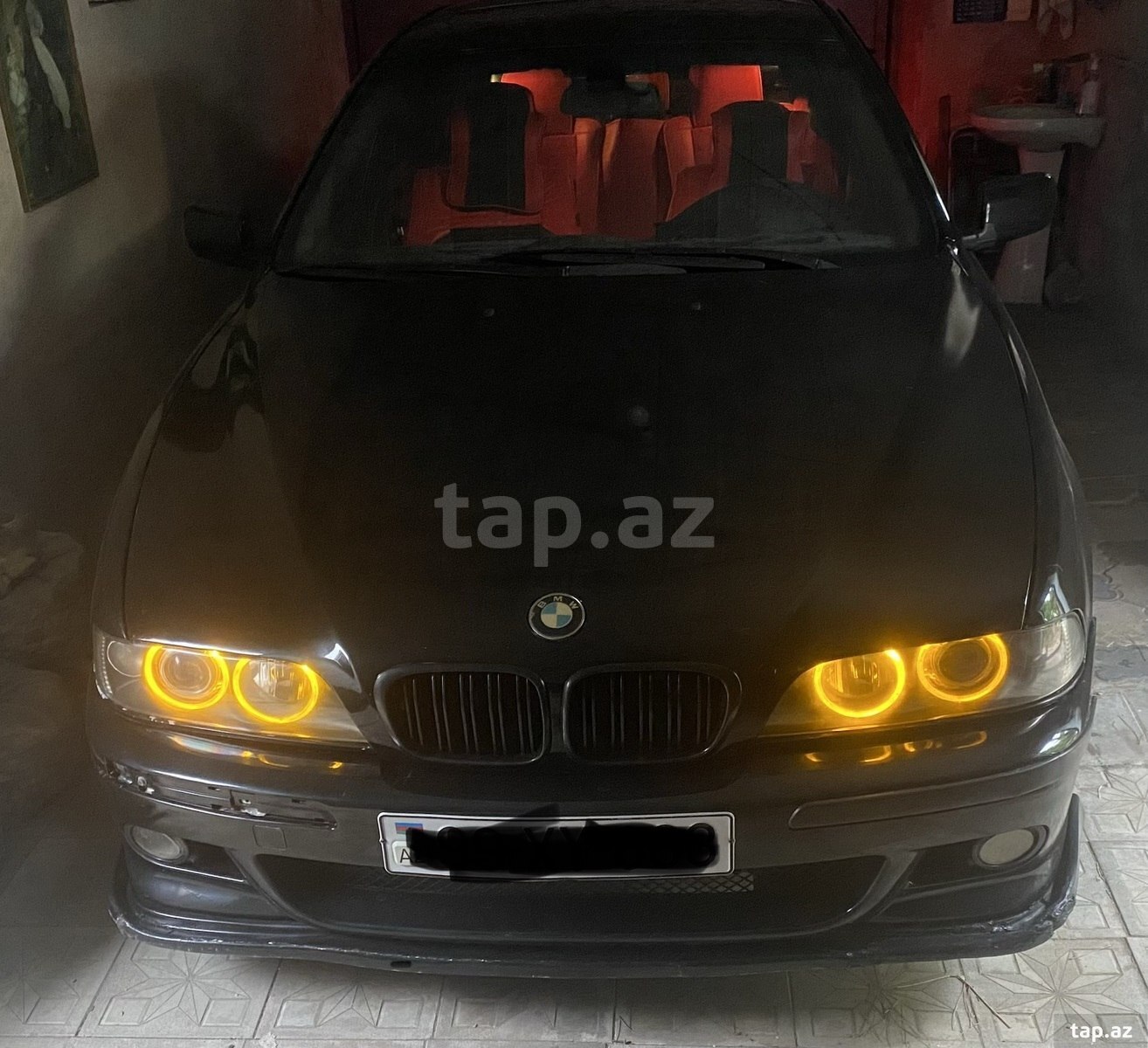 BMW 528, 2000 il