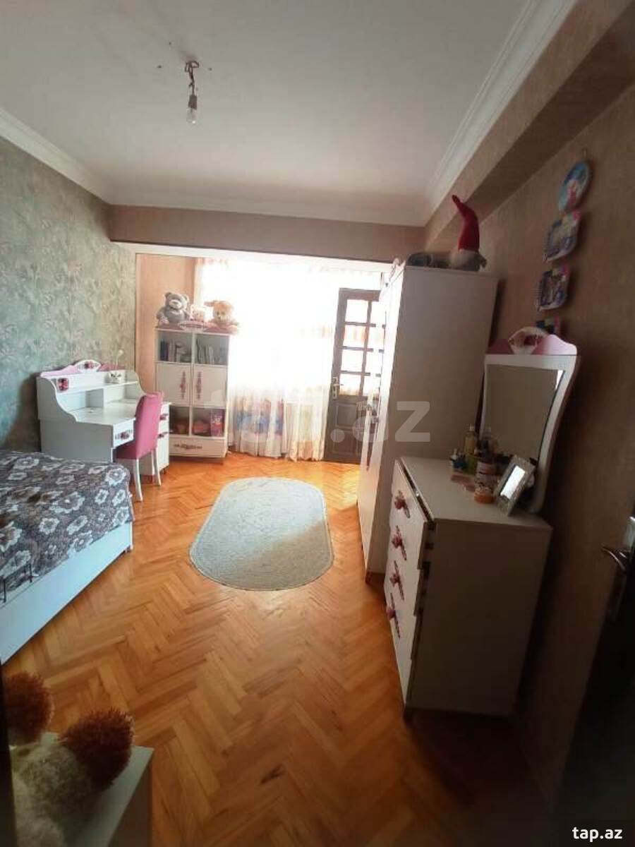 5-otaqlı mənzil, Gənclik m., 110 m²