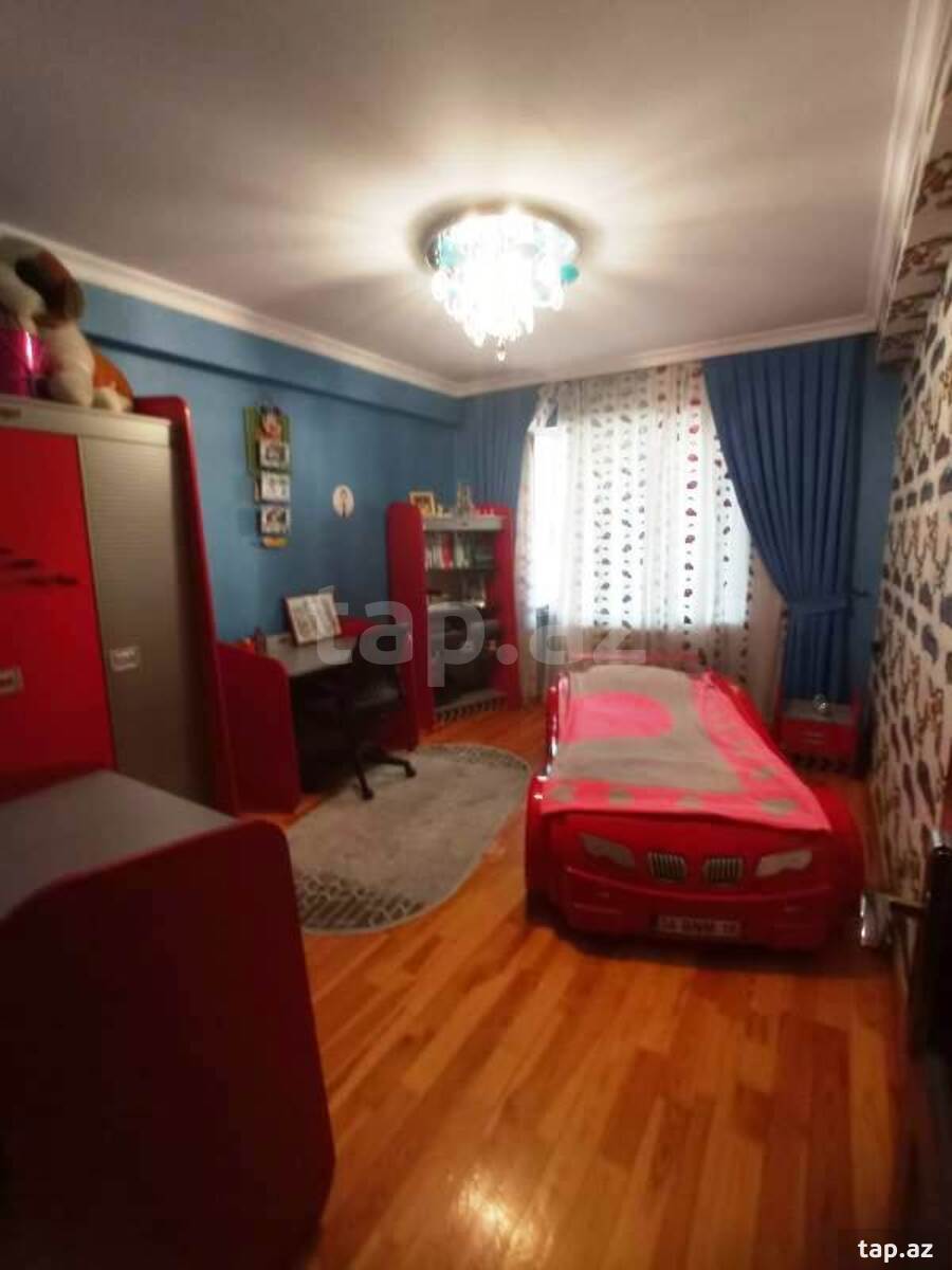 5-otaqlı mənzil, Gənclik m., 110 m²