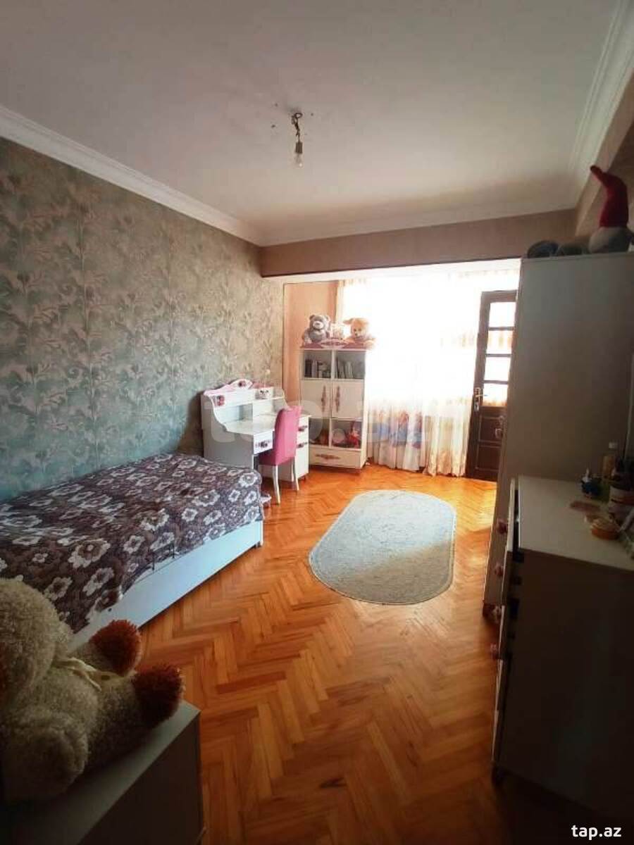 5-otaqlı mənzil, Gənclik m., 110 m²