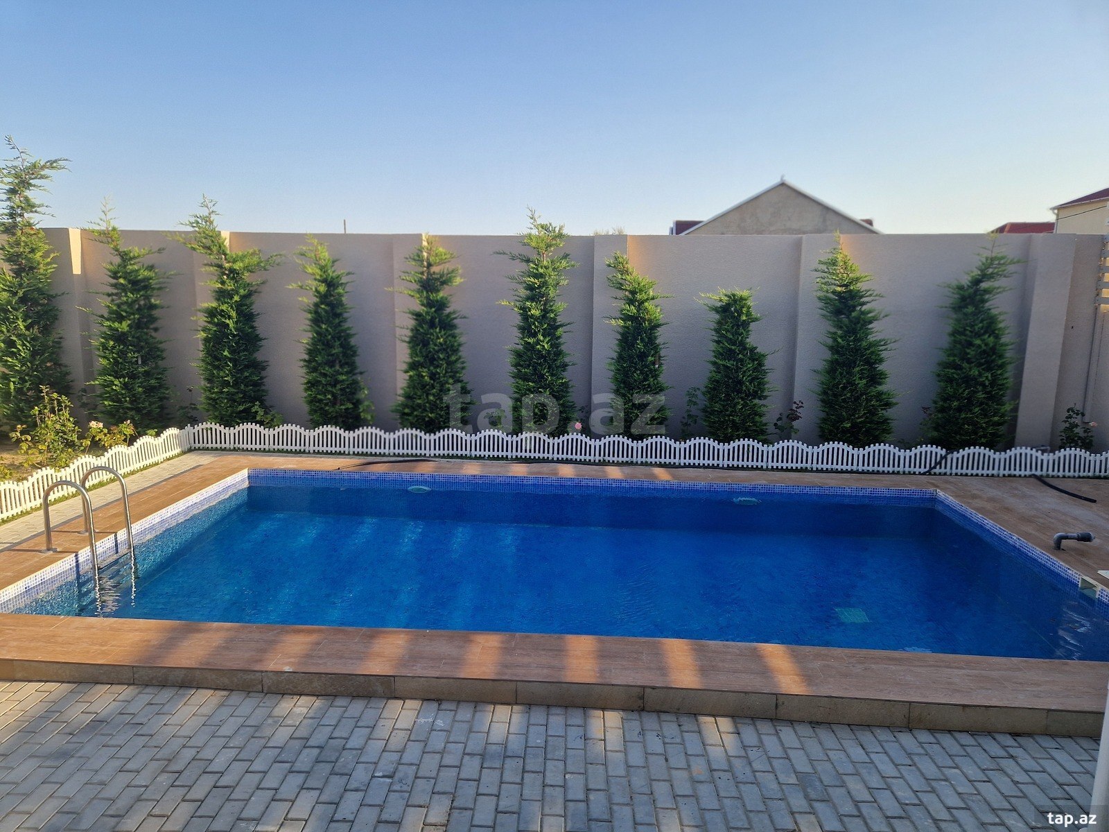 4 otaqlı bağ evi satılır, Türkan, Bakı