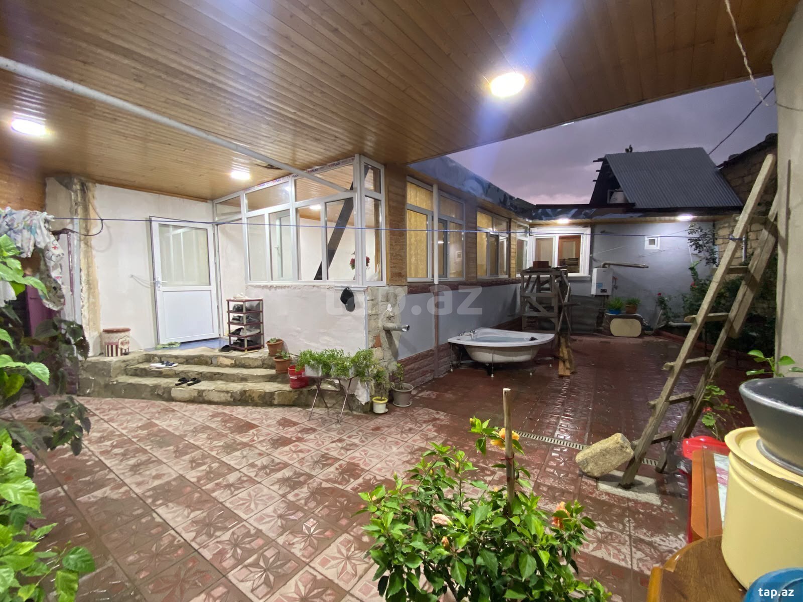 4 otaqlı həyət evi satılır, Bakı
