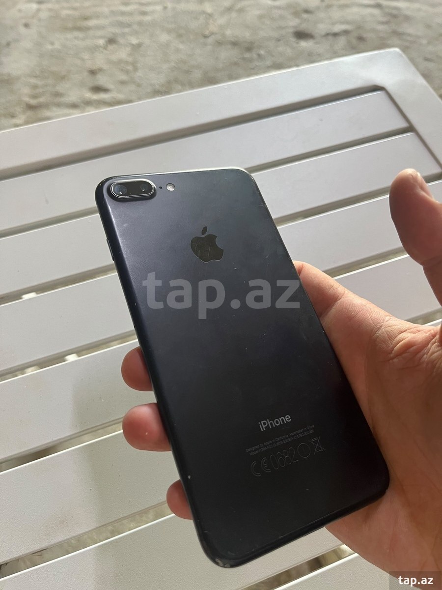 Apple iPhone 7 Plus Black 128GB