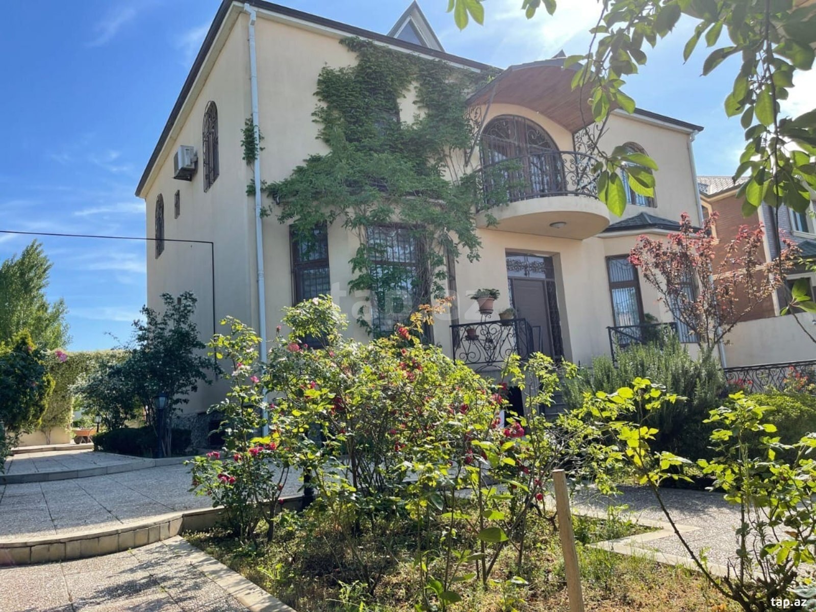 Həyət evi kirayə verilir, Fatmayi qəs.