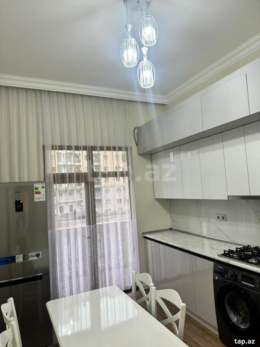 3-otaqlı mənzil kirayə verilir, Sumqayıt ş., 110 m²
