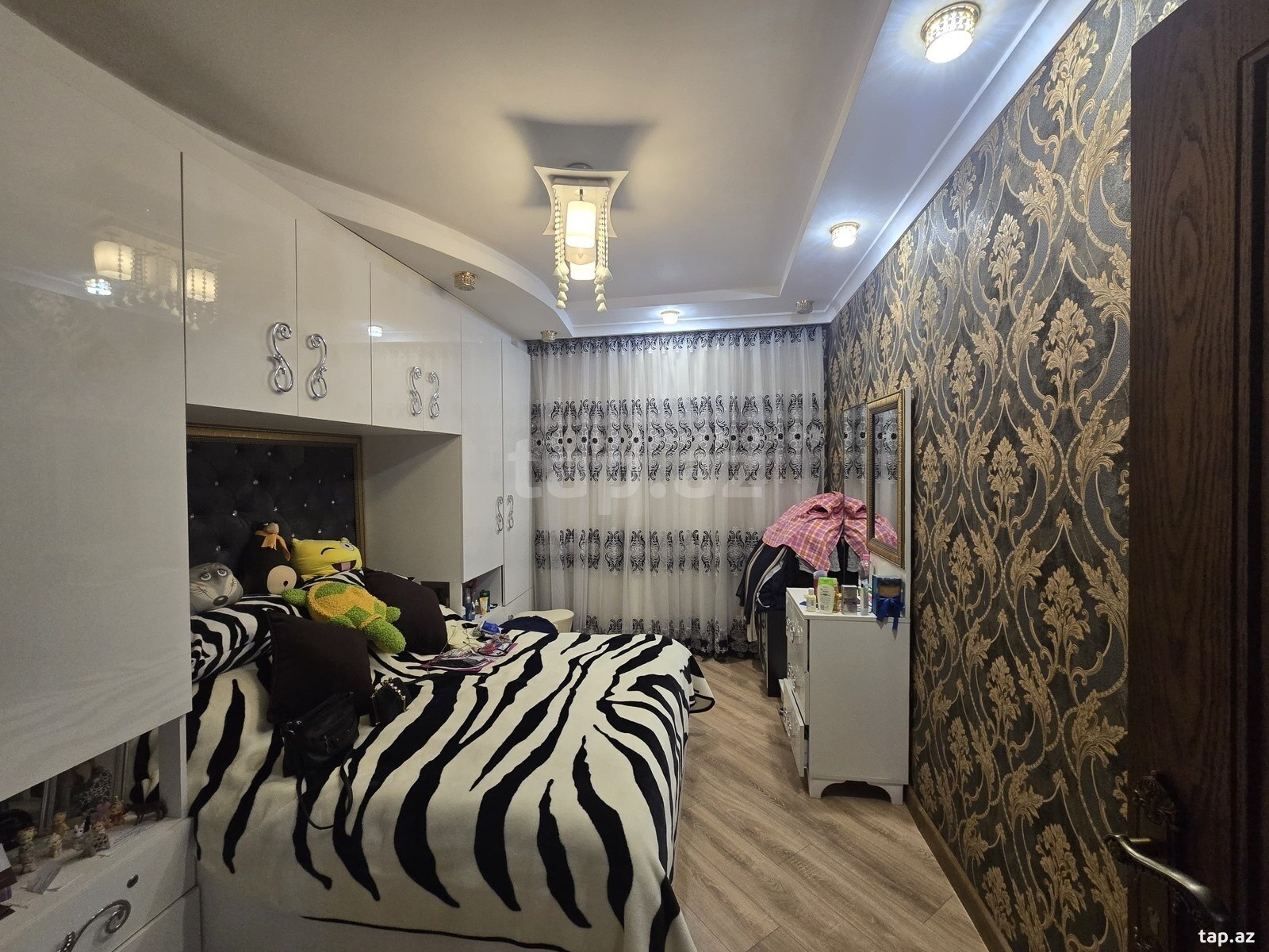5-otaqlı mənzil, 10-cu mkr., 110 m²