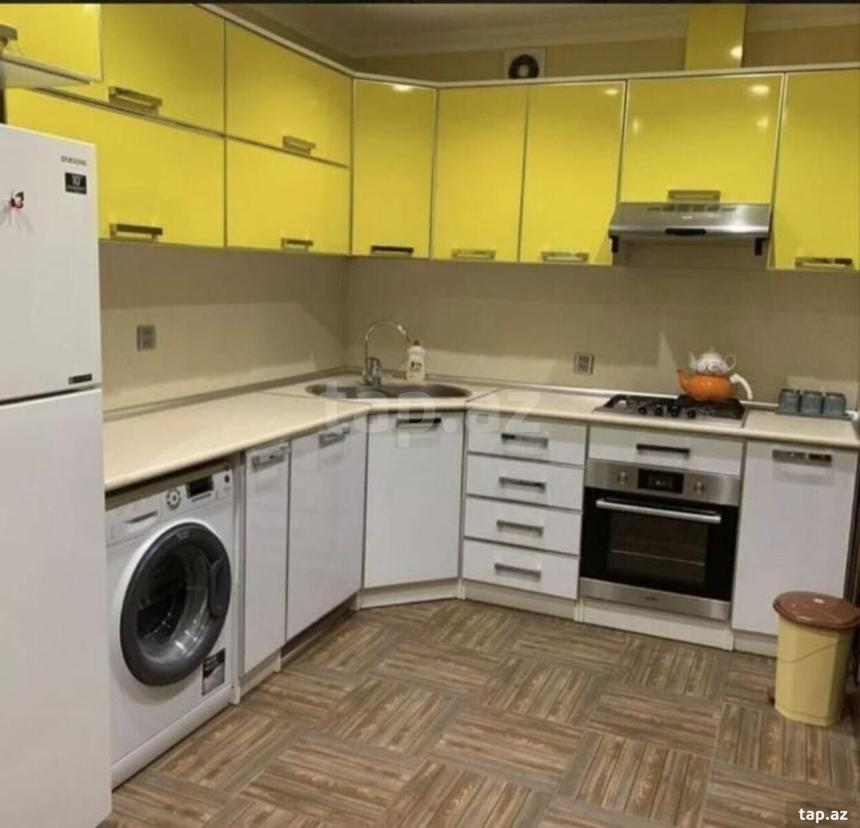 2-otaqlı mənzil kirayə verilir, İnşaatçılar m., 52 m²