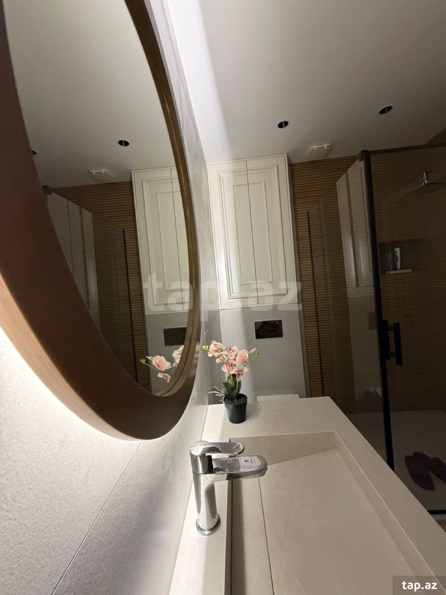 2-otaqlı yeni tikili, A.A Mirqasımov küç., 100 m²