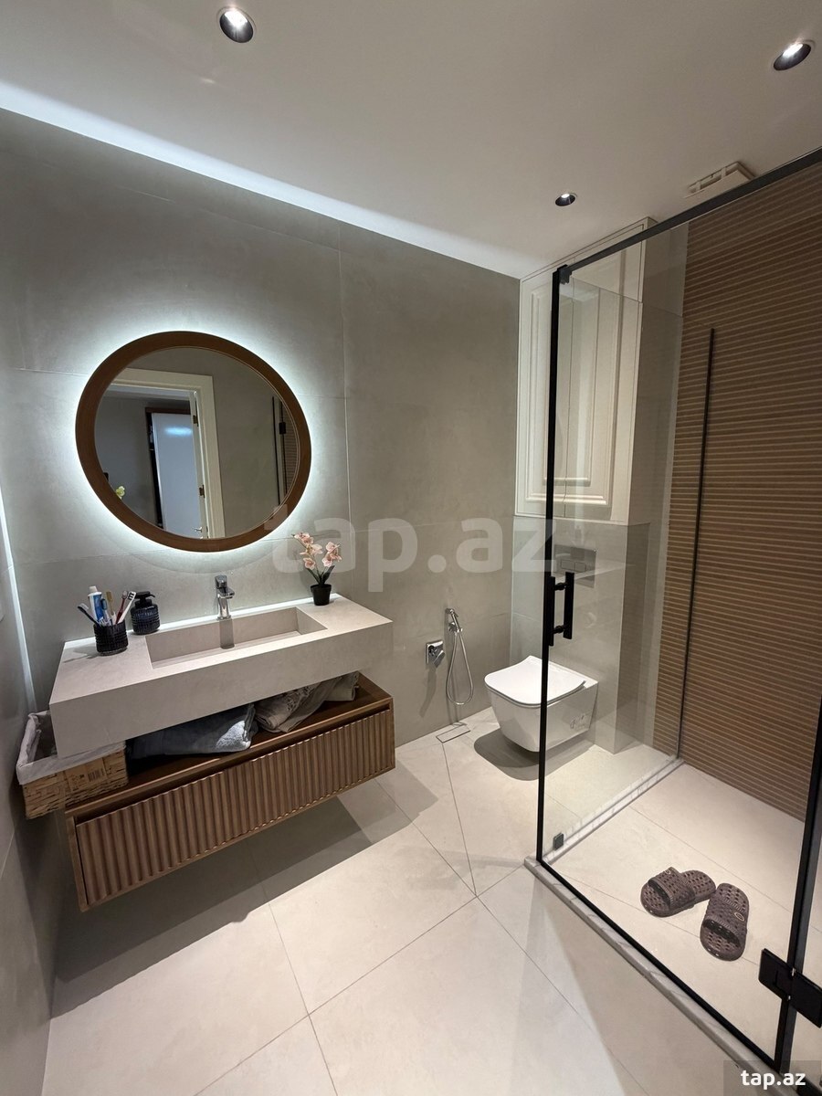 2-otaqlı yeni tikili, A.A Mirqasımov küç., 100 m²