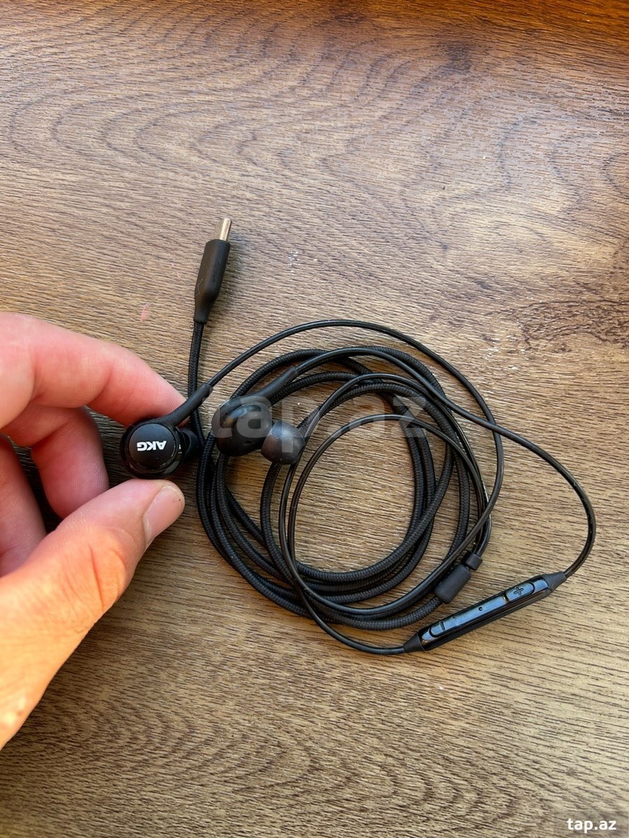 Samsung AKG qulaqlıq