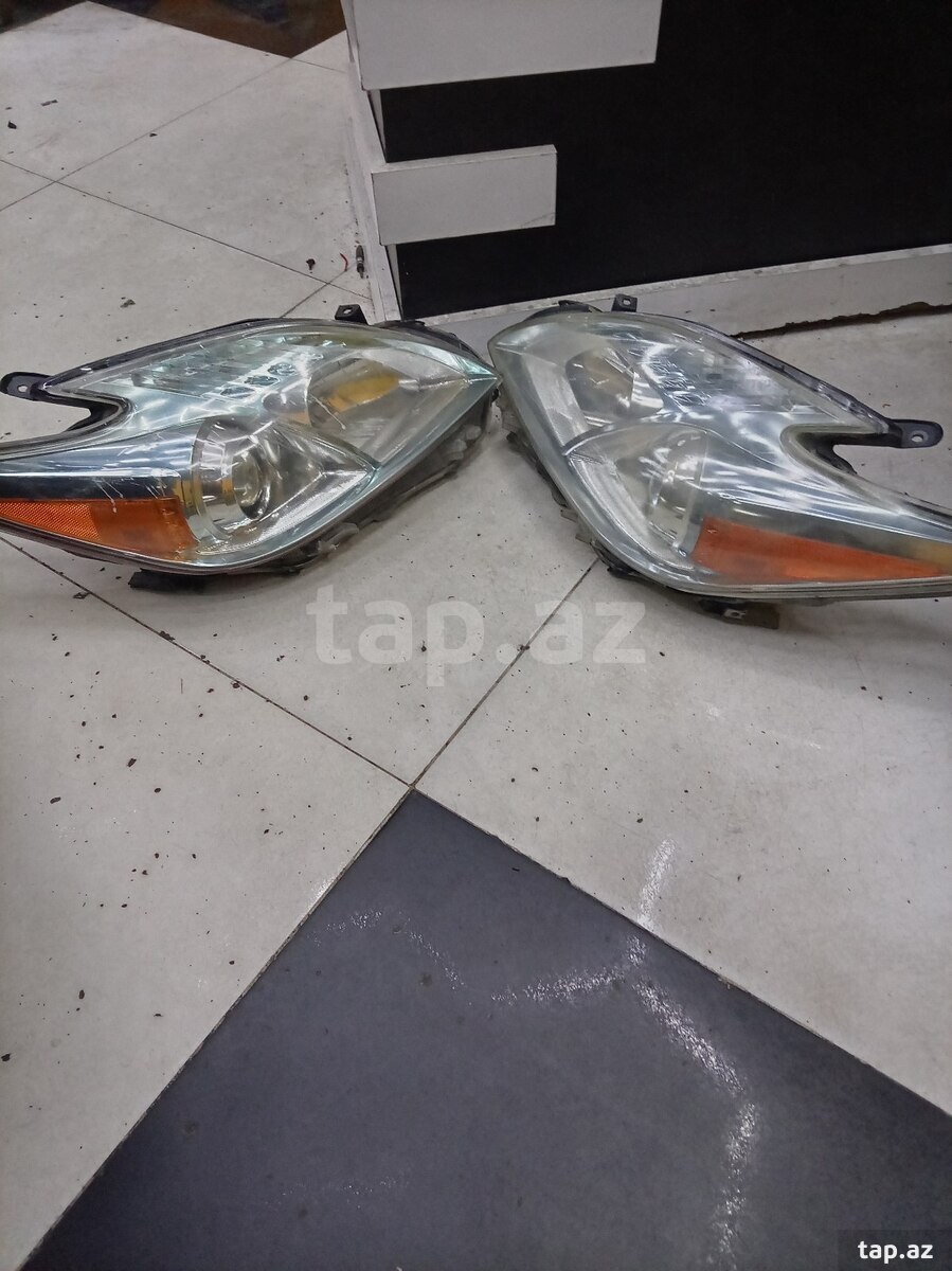 Toyota Prius 30 faraları