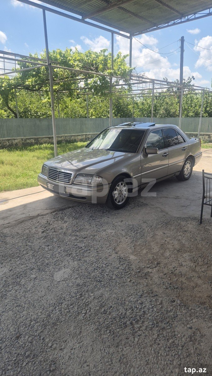 Mercedes C 180, 1996 il